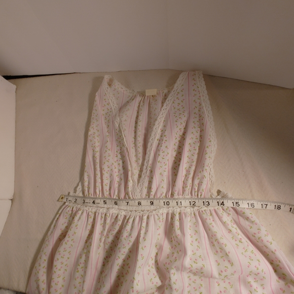 Vintage Long Nightgown Pink Design Size M Lace Detail Atkins - Picture 5 of 12